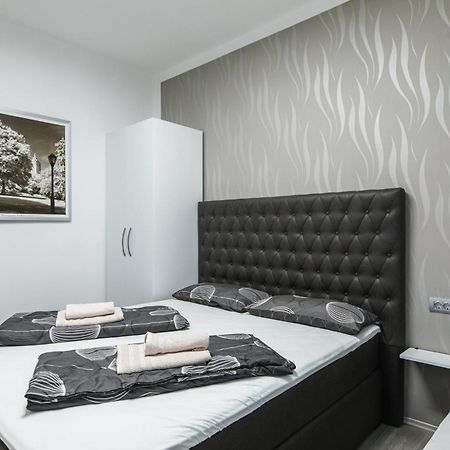 Villa Vivien Crikvenica Bagian luar foto