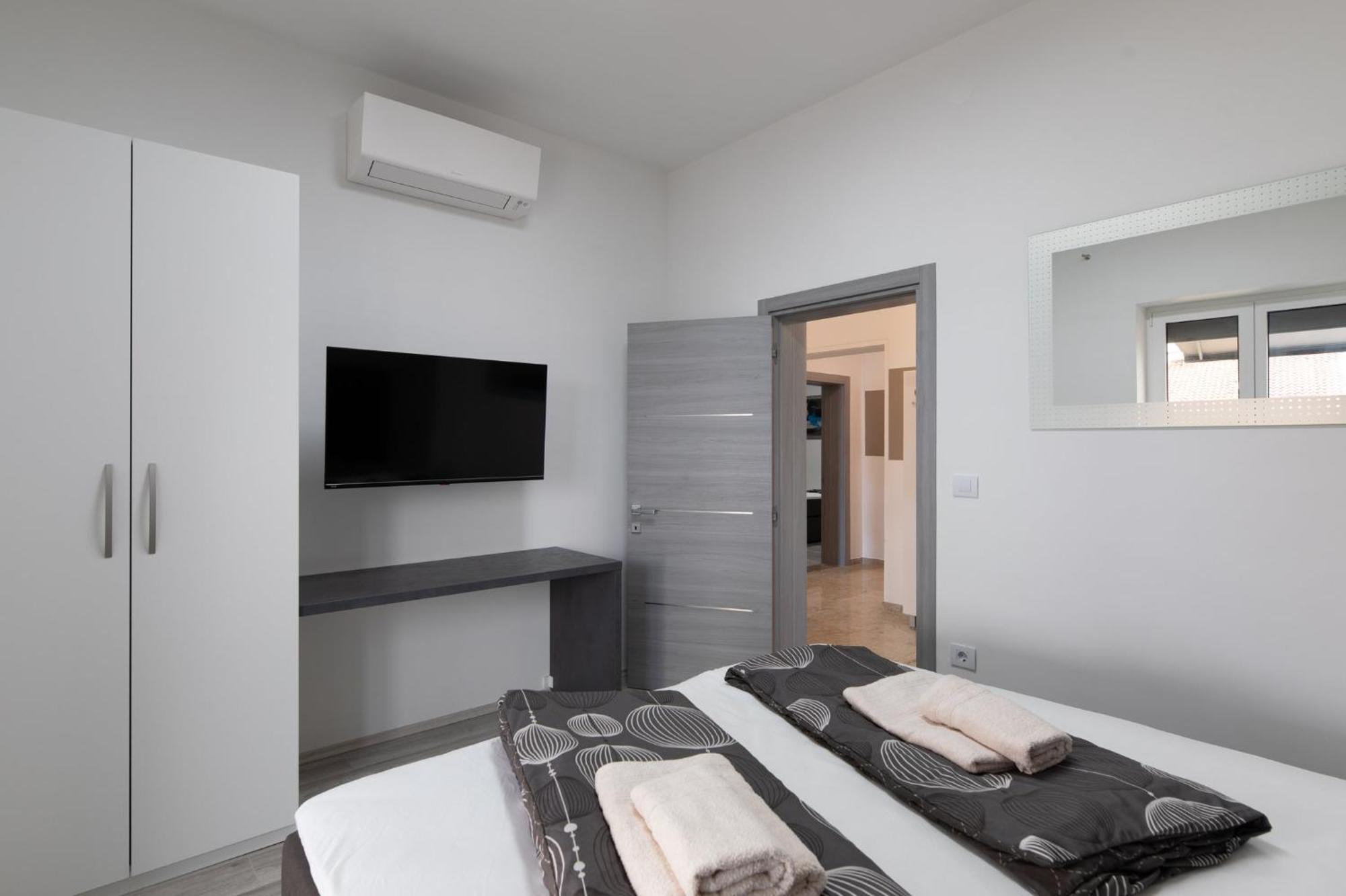 Villa Vivien Crikvenica Bagian luar foto