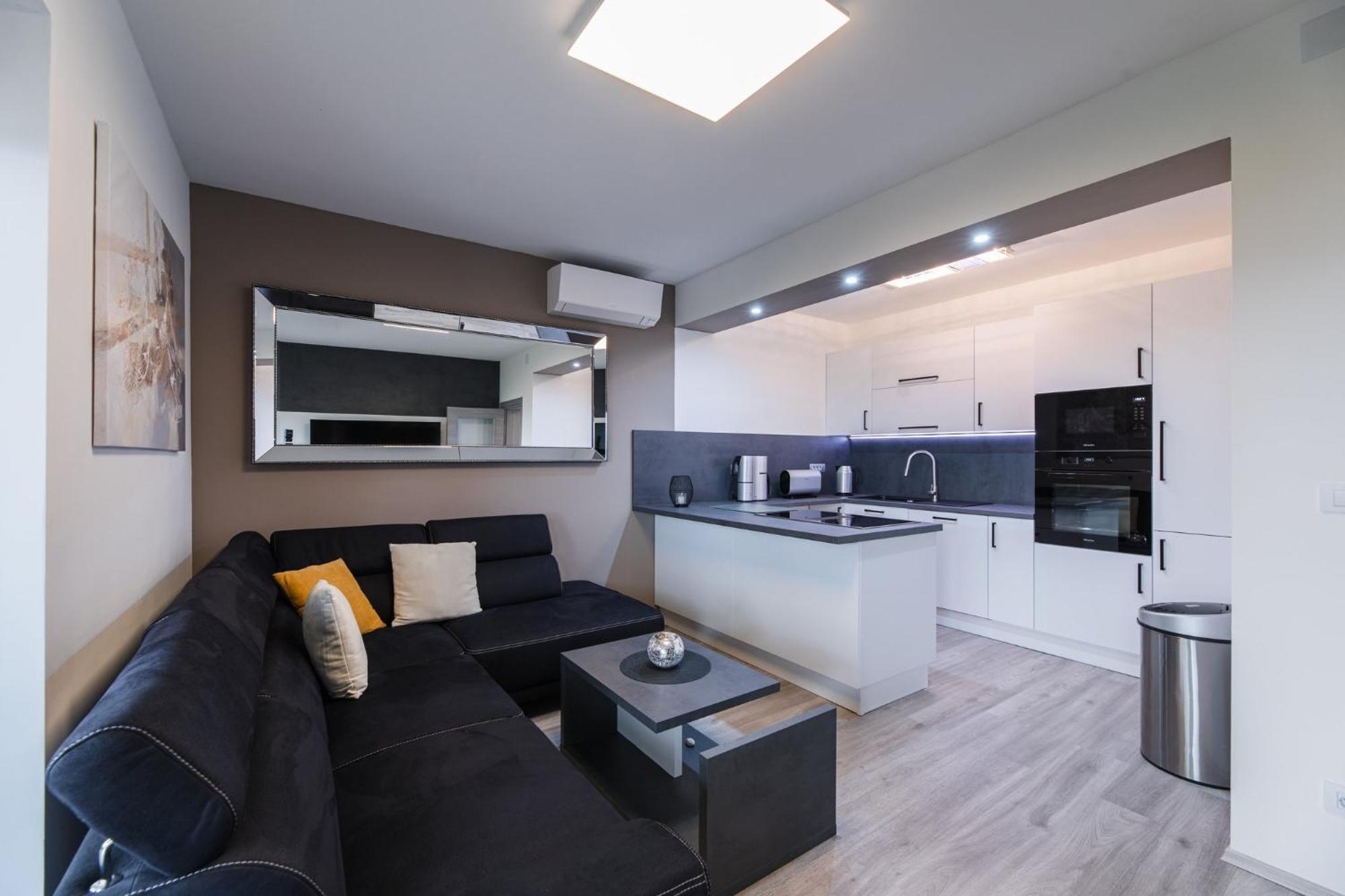 Villa Vivien Crikvenica Bagian luar foto